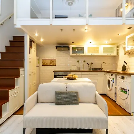 Lovely Danube Retreat By Nw *